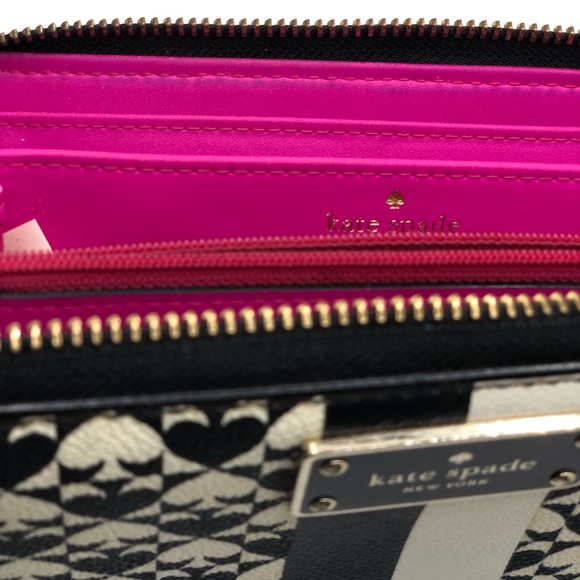 Kate Spade Penn Place Continental Wallet - Picture 4 of 10